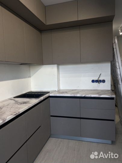 Кухонный гарнитур новый