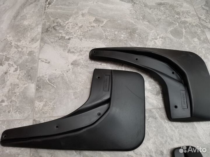 Брызговики Опель Зафира Б мягкие полиуретан