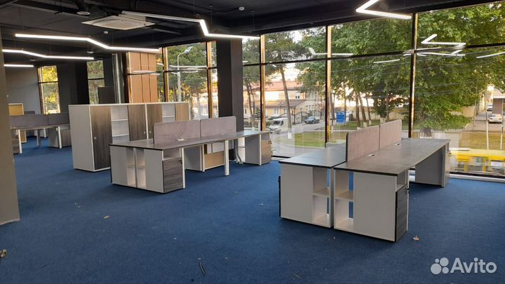 Стол офисный для персонала