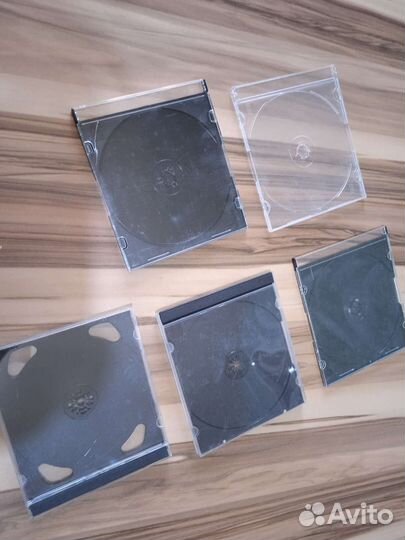 Футляры для дисков