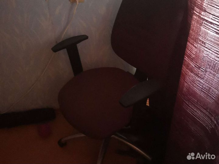 Компьютерное кресло
