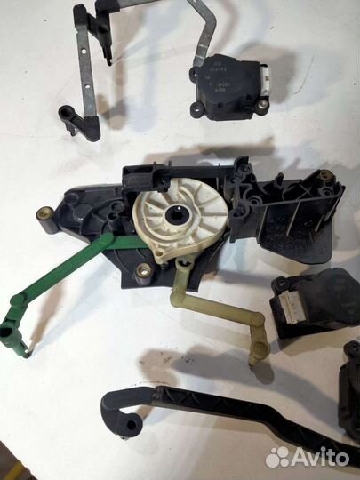 Моторчики климата Вольво S80