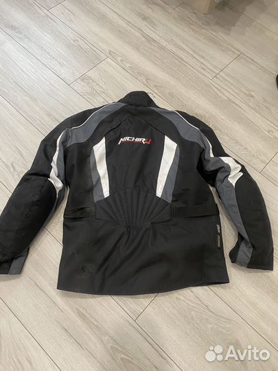 Мотокуртка