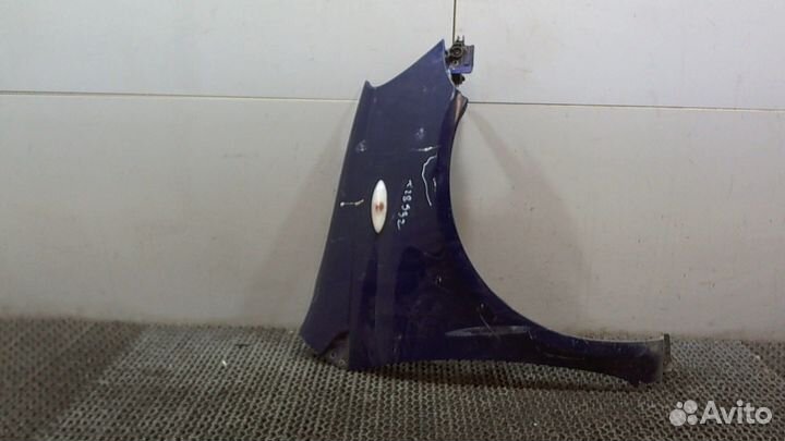 Крыло Toyota Yaris, 2000