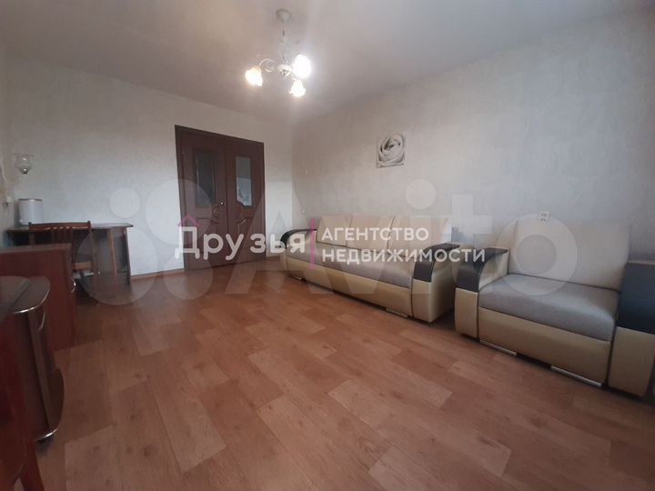 4-к. квартира, 82,6 м², 5/5 эт.