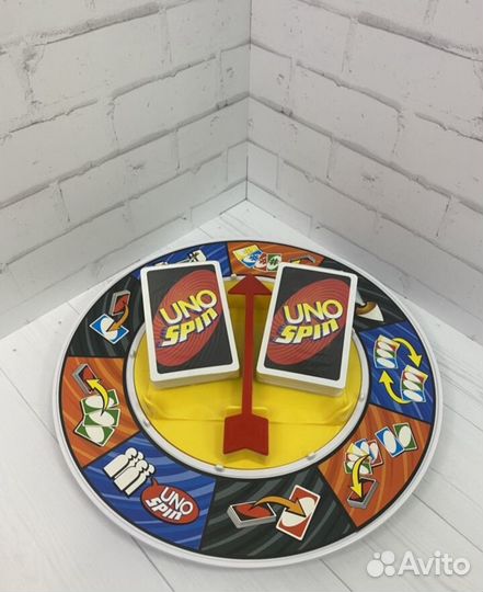 Настольная игра Uno Spin