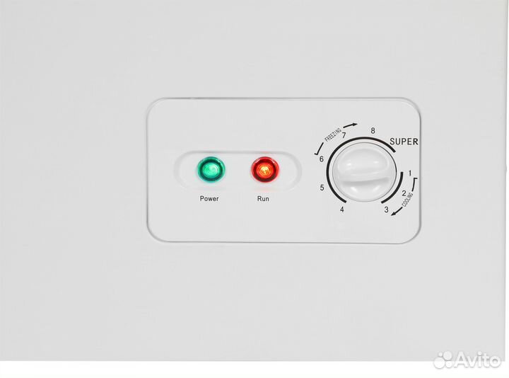 Морозильный ларь SunWind SCH251WT белый