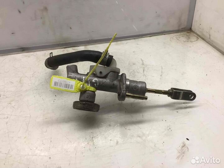 Цилиндр сцепления главный Nissan Primera Qg18de