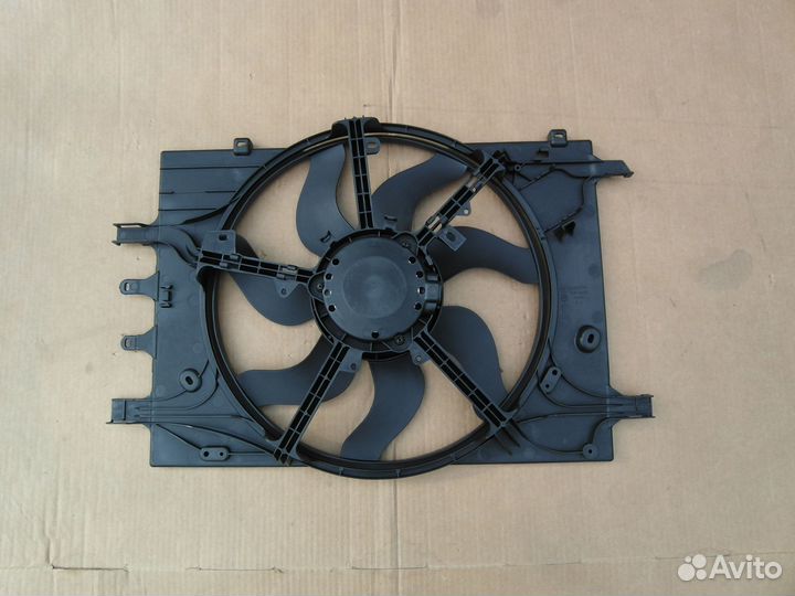 Диффузор радиатора 2.0 Тайвань Infiniti Q50 13-23