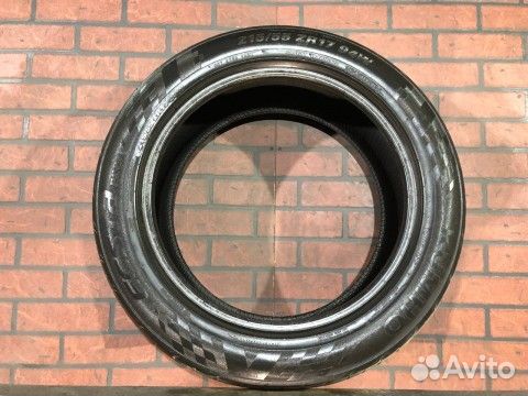 Kumho Ecsta PS31 215/55 R17 94W