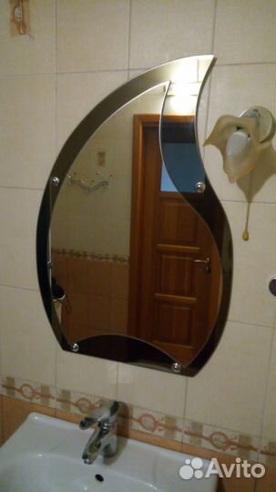 Зеркало капелька