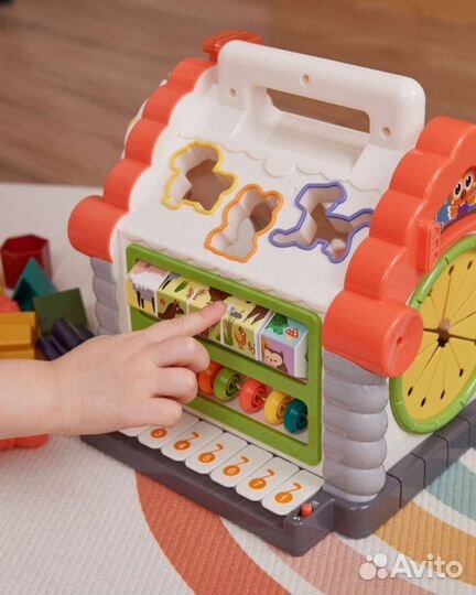 Игрушка Развивающий домик