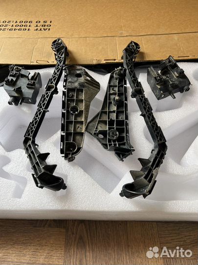 Усилитель и кронштейны Lexus GX460