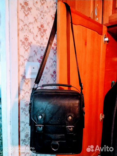 Новая кожаная сумка через плечо