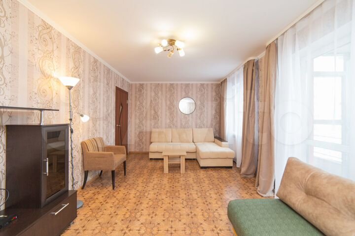 2-к. квартира, 60 м², 10/17 эт.