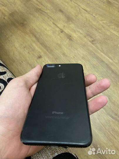 Телефон iPhone 7 plus