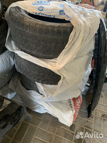 Bridgestone Blizzak DM-V1 285/60 R18