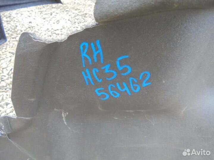 Обшивка багажника правая Nissan Laurel HC35 RB20DE