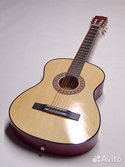 Гитара классическая нейлоновые струны