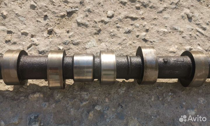 Распредвал оригинал Toyota 2L / 2LT