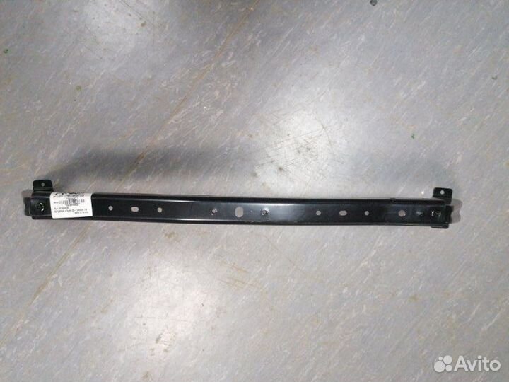 Усилитель переднего бампера Suzuki Grand Vitara