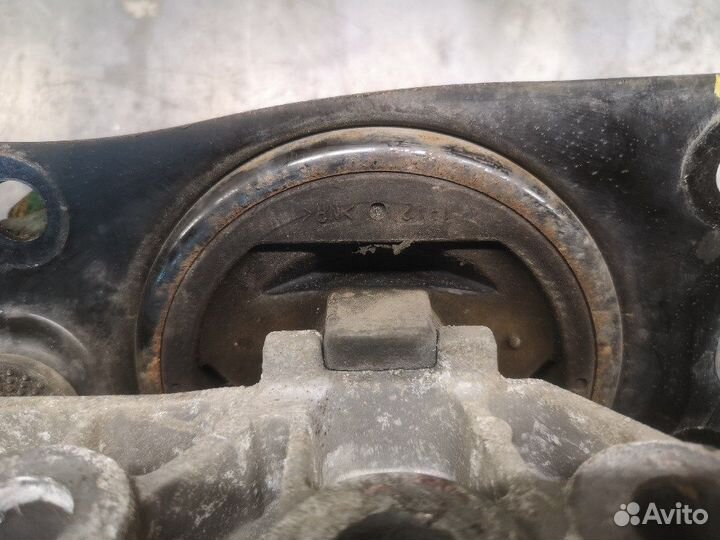 Подушка МКПП 2.2 дизель Антара Каптива