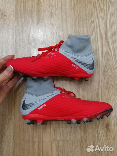 Бутсы футбольные Nike 36,5