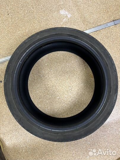 Pirelli Cinturato P7 235/40 R19