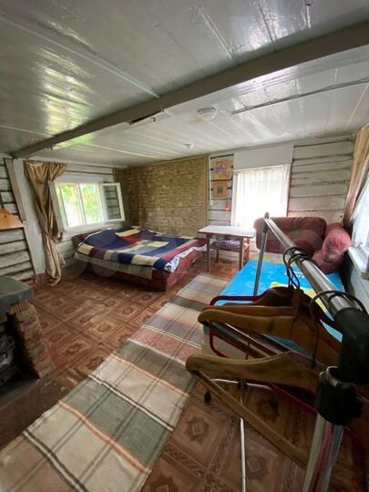 Дом 33 м² на участке 15 сот.