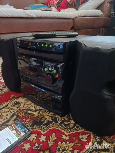 Музыкальный центр