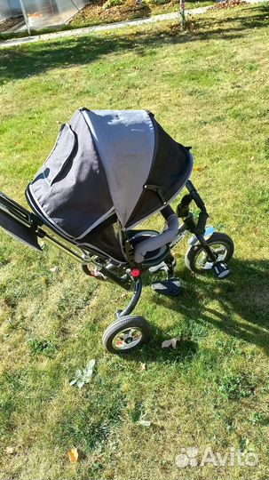 Детский трехколесный велосипед с ручкой