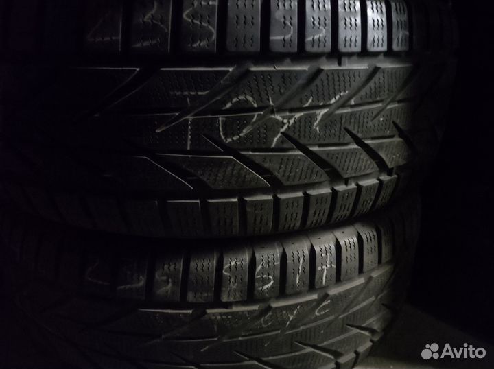 Toyo 600-F8 235/55 R17
