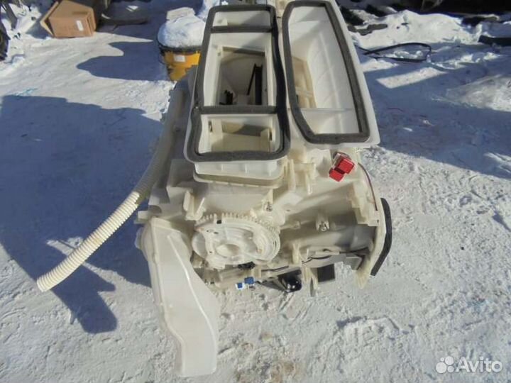 Корпус печки Toyota Corolla Fielder NZE141 1NZ-FE