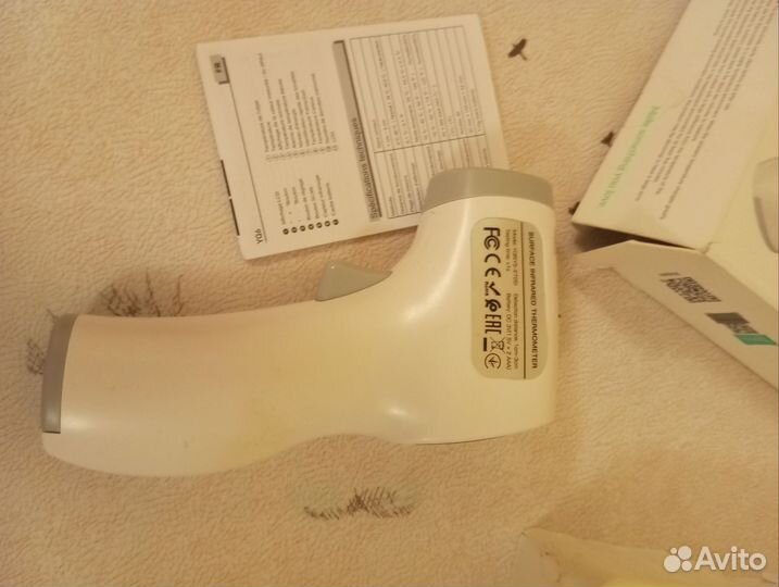 Бесконтактный инфракрасный термометр