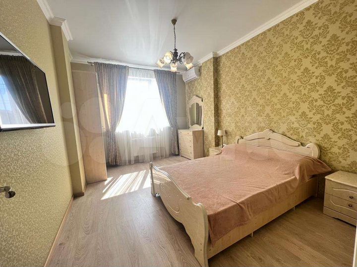 2-к. квартира, 56 м², 1/6 эт.