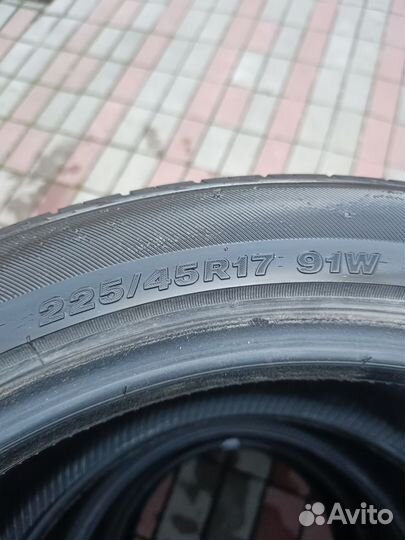 Bridgestone Regno GR-XT 225/45 R17 91W