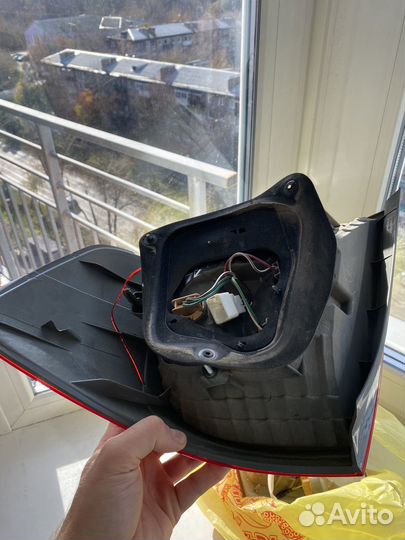 Фонарь задний левый Toyota premio 240(рестайлинг)