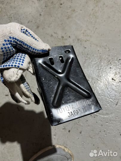 Буксировочная петля camry