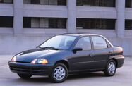 Chevrolet Metro I (1997—2001) Хетчбэк