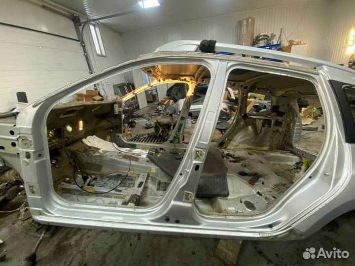 Б/У Порог со стойкой левый 7640900Q0A nissan