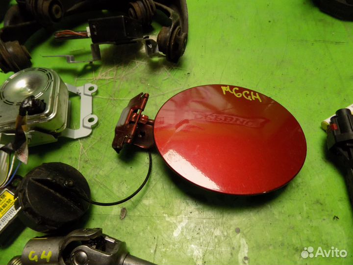 Лючок бензобака Mazda 6 GH бордовый