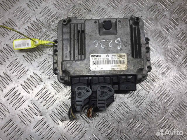 Блок управления двигателем Renault Megane 02810133