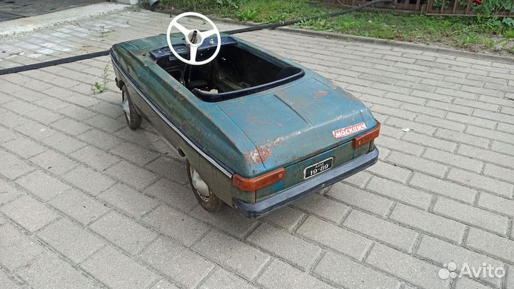 Педальный москвич СССР