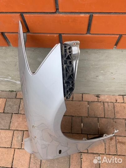 Крыло переднее правое Lexus IS250 2006г