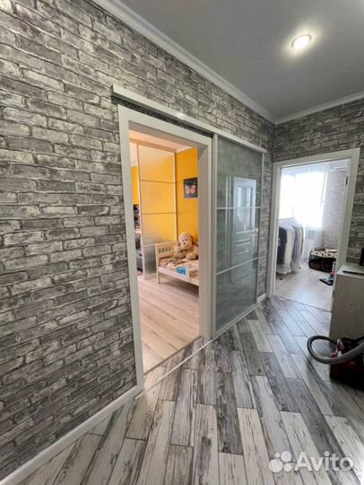 Стеклянная перегородка