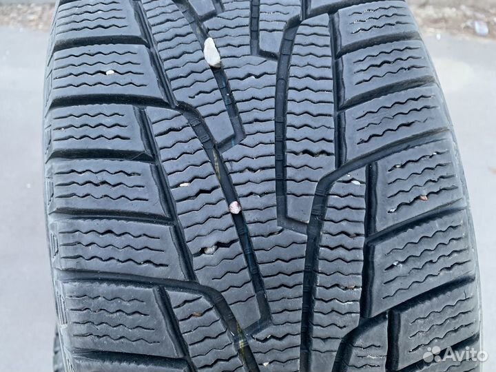 Kumho I'Zen KW31 235/55 R17