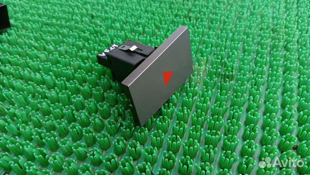 Кнопка аварийной сигнализации Opel Vectra C