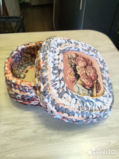 Корзинка вязаная