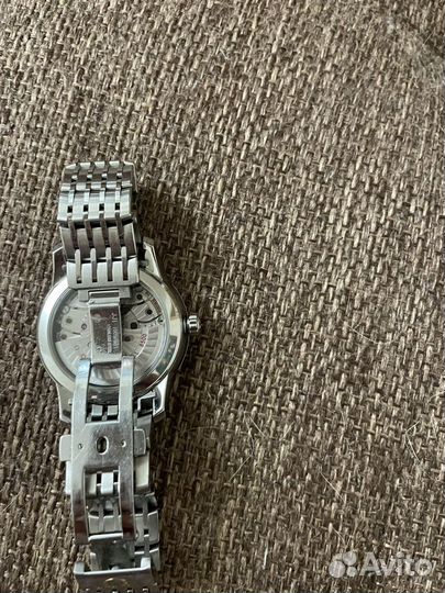 Наручные часы