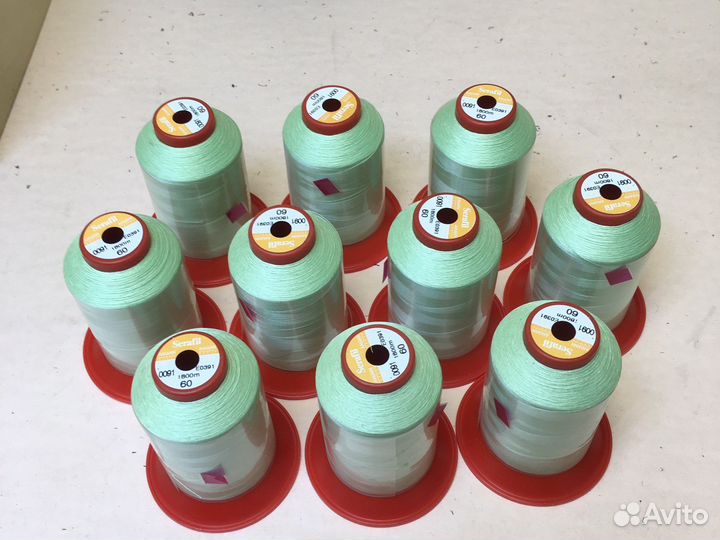 Нитки 10 катушек